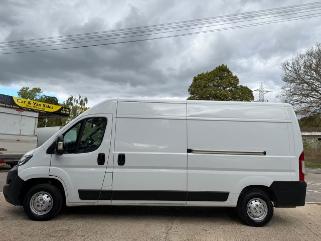 2022 Peugeot Boxer 2.2 BlueHDi 335 Professional L3 LWB **NO VAT**