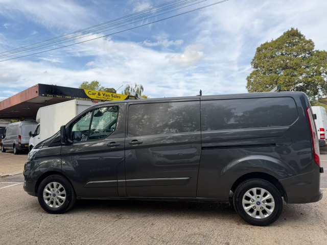 2019 Ford Transit Custom 2.0 320 EcoBlue Limited Auto L2 LWB **NO VAT**