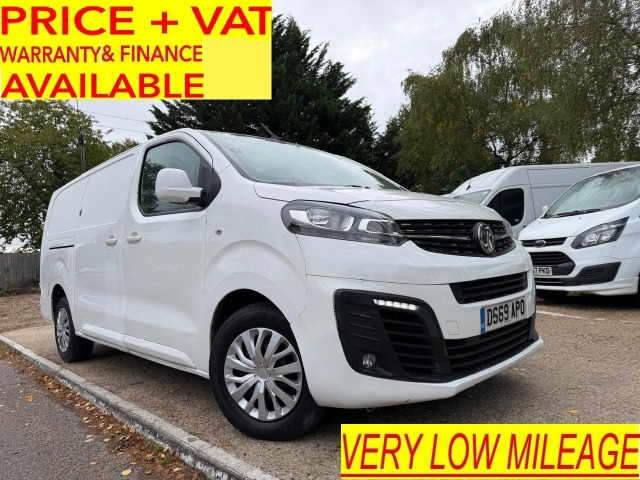 Vauxhall Vivaro 1.5 Turbo D 2900 Sportive L2 LWB **LOW MILEAGE** PANEL VAN Diesel White