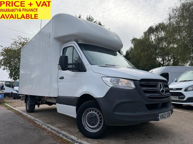 Mercedes-Benz Sprinter 2.1 314 CDI Progressive RWD L3 LWB LUTON VAN CHASSIS CAB Diesel White